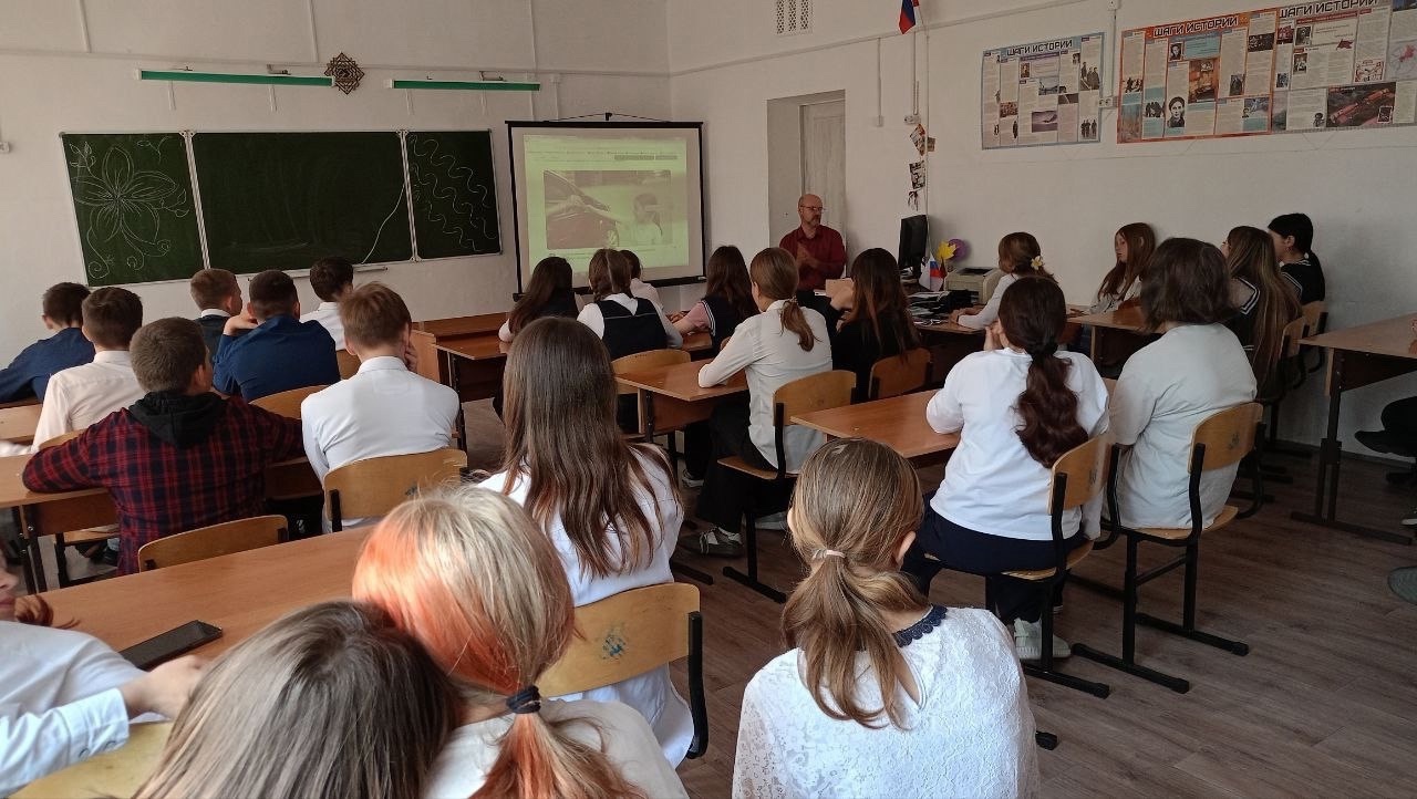 Чем шокировали учеников в Причулымской школе?.